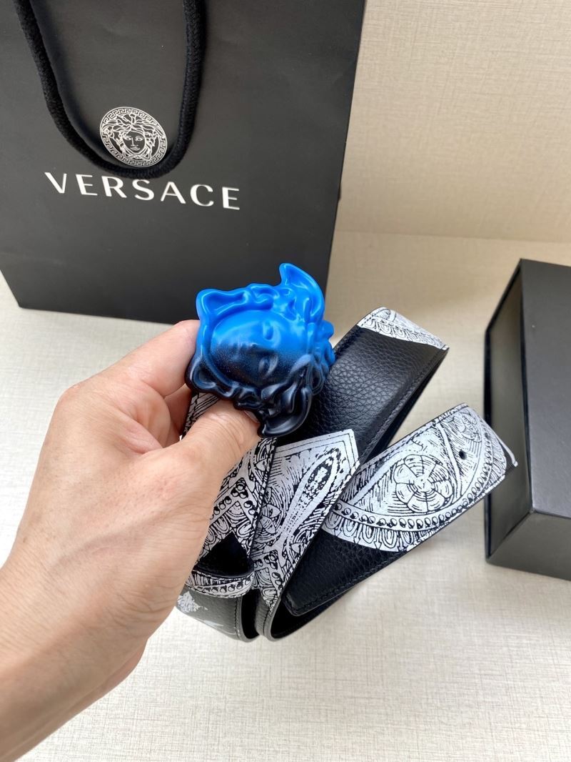 VERSACE